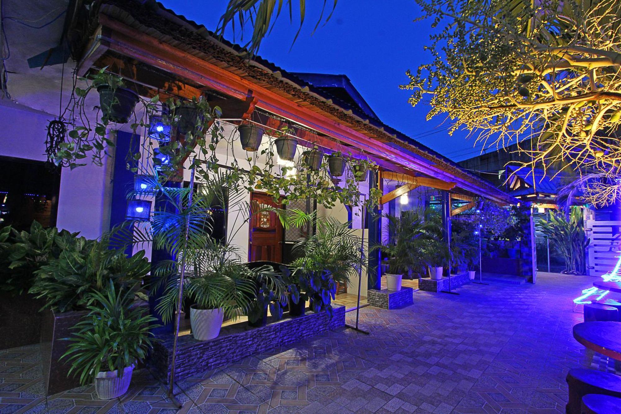 Foxtail Siargao Island Guesthouse General Luna  Bagian luar foto